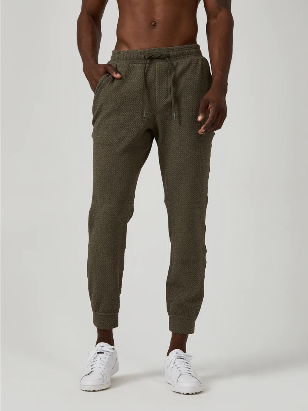 7Diamonds Restoration Performance Jogger Olive Green